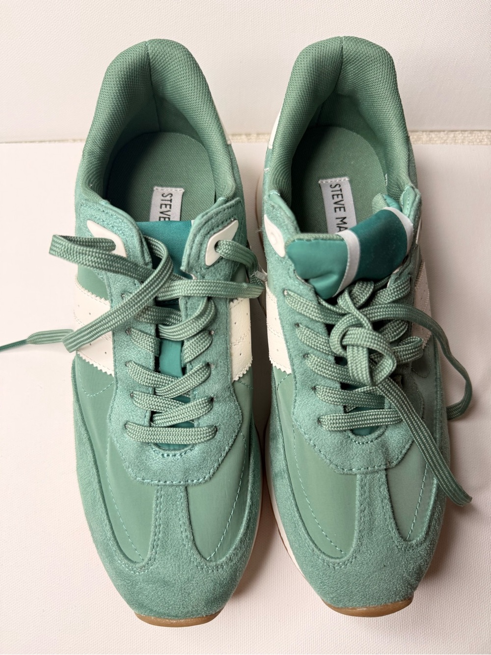 Steve Madden Percie Sage Green Retro Platform Sneakers Women’s 7.5